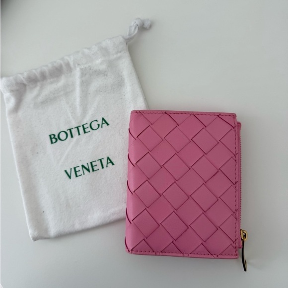 Bottega Veneta Pink Leather Wallet - Picture 1 of 9